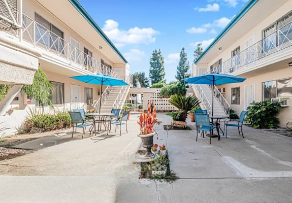 7385 Emily property
